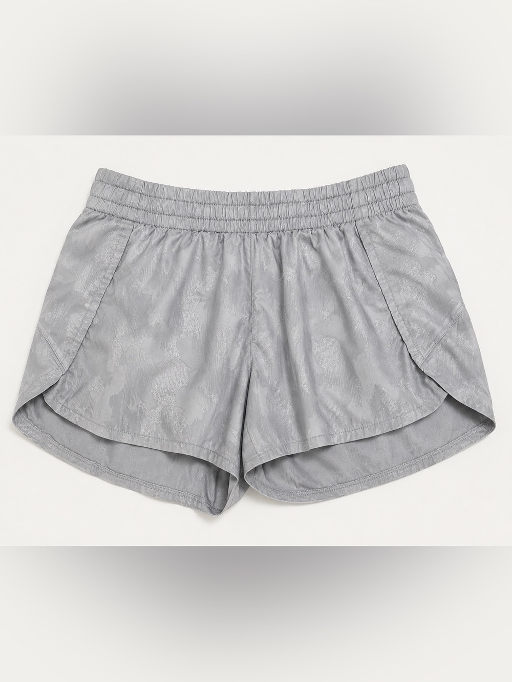 Athleta Gray Floral Dolphin Hem Running Shorts Women’s Large